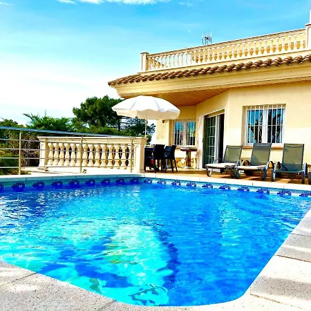 Villa Sandalia *